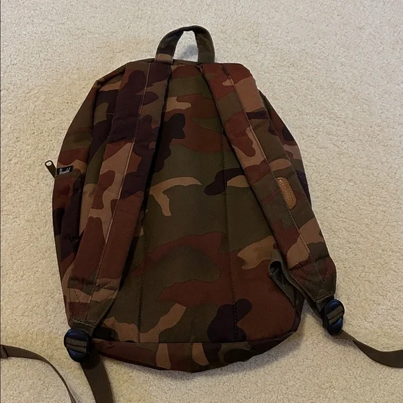 Herschel Supply Company Camouflage Backpack - Picture 3 of 9